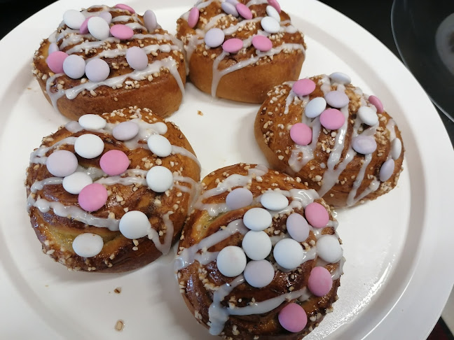 Opinii despre Lounas-kahvila Kuningatar ja Kuhnuri în Akaa - Ravintola-ala