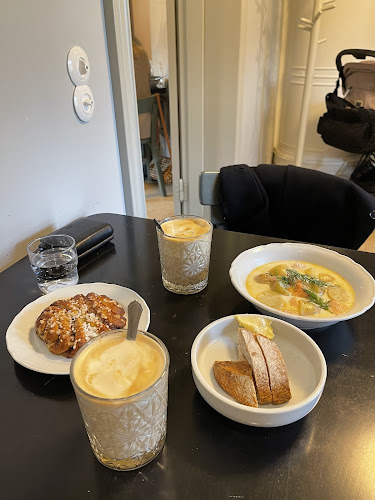 Puhuri by Patisserie Teemu Aura - Helsinki