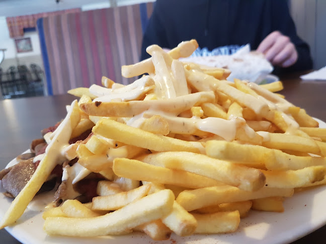 Kebab-Pizzeria Kristal - Ravintola-ala