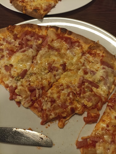https://www.pizzataikurit.fi/