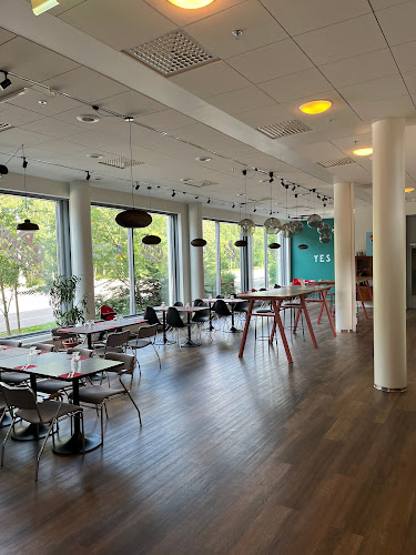 Crusty Pizza Lehtisaari