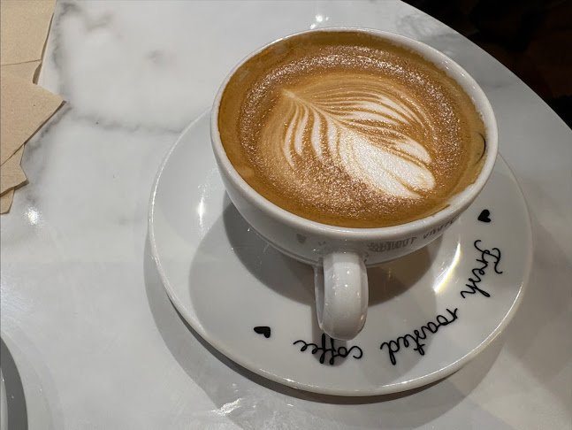 Robert’s coffee Bubbles Corner