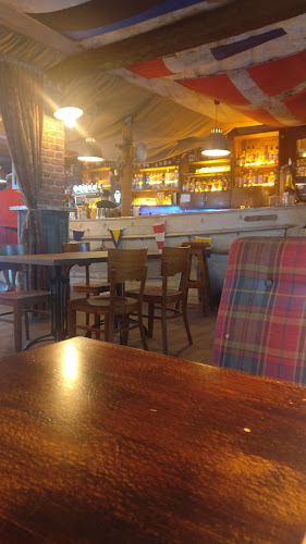 Comments and reviews of Huutokonttori Kanttiini