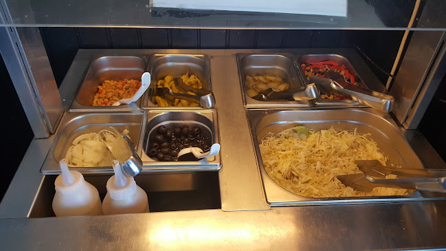 Comentarii opinii despre Jämsän Taksimi Kebab-Pizzeria