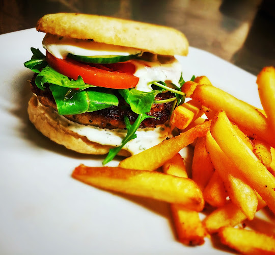 Ravintola Aryana - Ravintola-ala