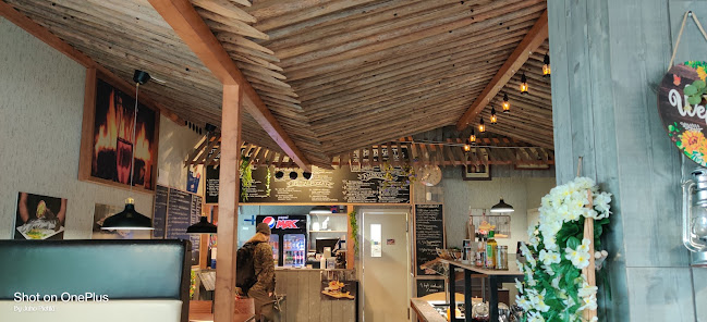 Pizzeria Lila - Ravintola-ala