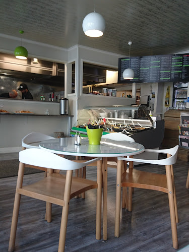 M6 Dining - Ravintola-ala