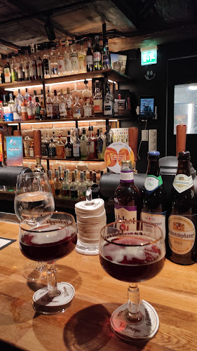 Cafe Rooster - Ravintola-ala