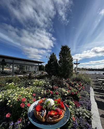 Satama Cafe & Bistro - Ravintola-ala