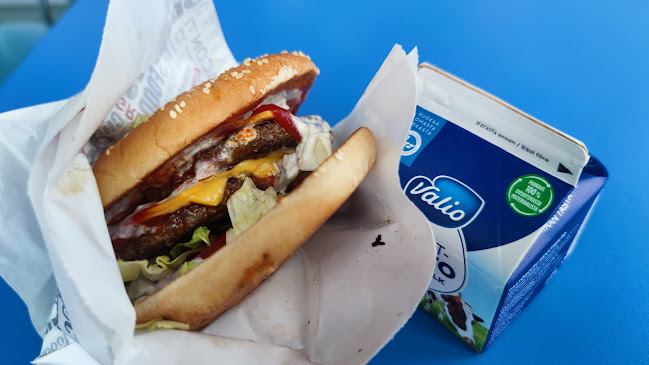 Opinii despre Höyhtyän Grilli în Oulu - Ravintola-ala