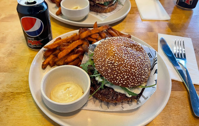 Clubhouse Burgers - Ravintola-ala