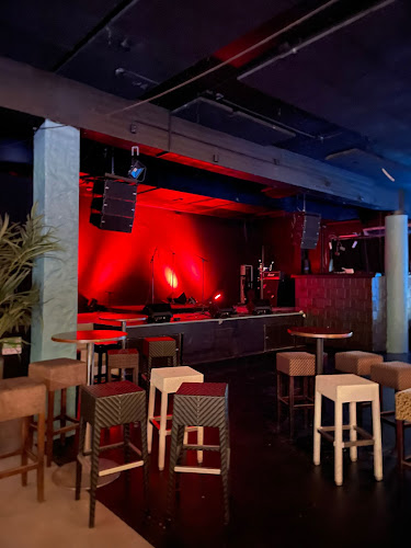 Comentarii opinii despre Hönö Baari