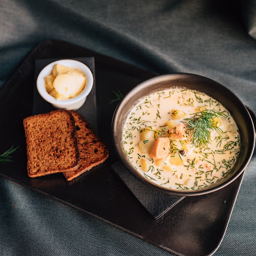 Opinii despre Juustoportti Mäntsälä în Mäntsälä - Ravintola-ala