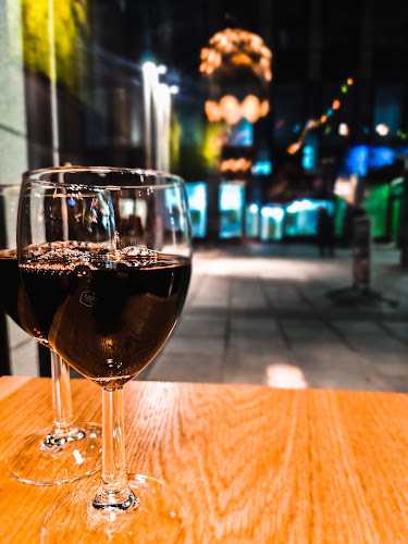 Mannerheimintie, Kaivopiha, Kaivokatu 3-5, 00100 Helsinki