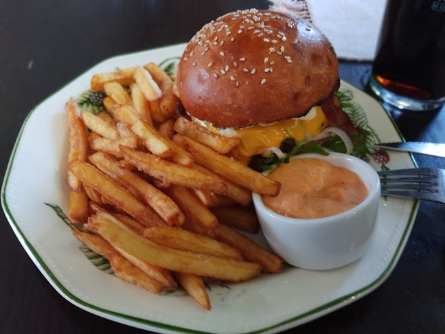 Tuba Food & Lounge - Oulu