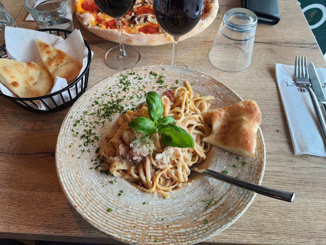 La Bella Trattoria - Ravintola-ala