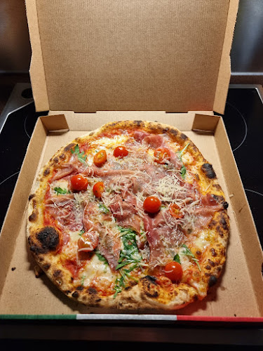 Martinlaaksonpolku (behind Alepa, Laajaniityntie 2, 01620 Vantaa