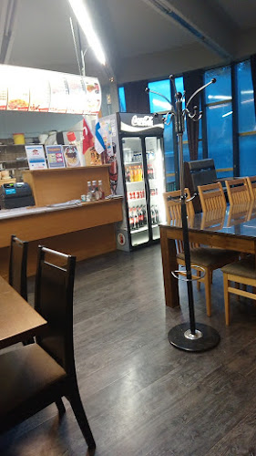 Orhanin Kebab Pizzeria - Ravintola-ala