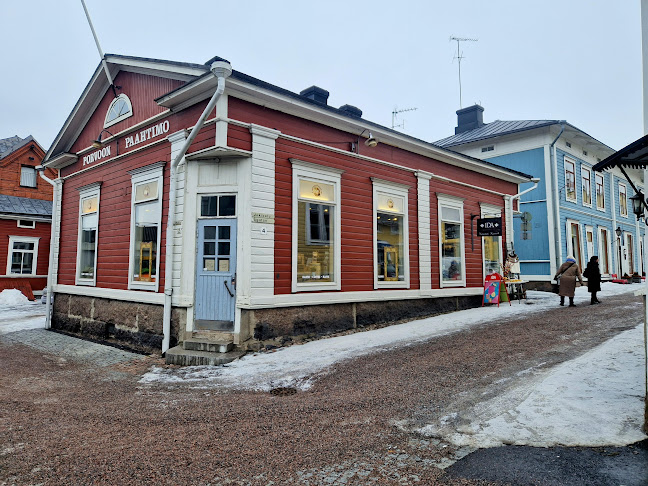 Comments and reviews of Porvoon Paahtimo Bar & Café