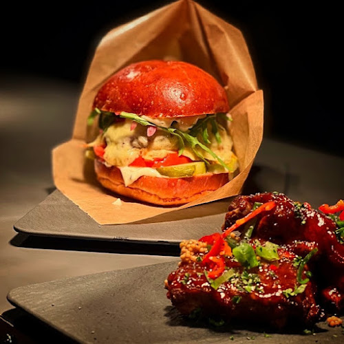 Puisto Brgr - Ravintola-ala