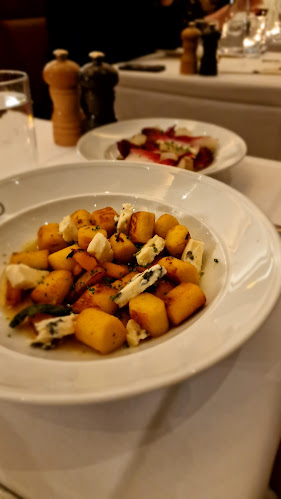 Ravintola Alexanderplats - Ravintola-ala