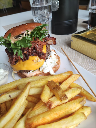 Martinniemen Kerhola - Ravintola-ala