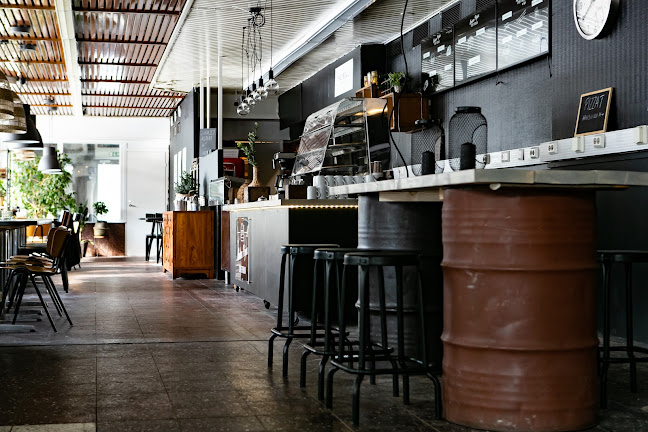 Iloisen Pojan Street Food Bar