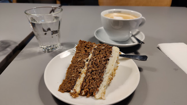 Comments and reviews of Cafe Zoceria WeeGee