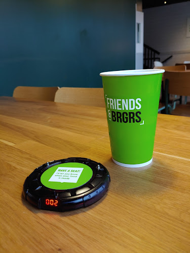 Friends & Brgrs Pietarsaari Phone number