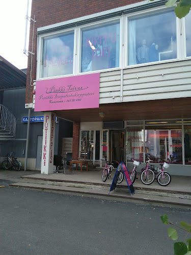 Pinkki Taivas Putiikki Kirpputori