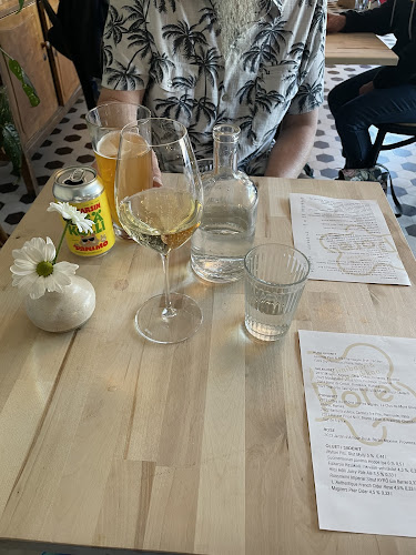 Comentarii opinii despre Pore