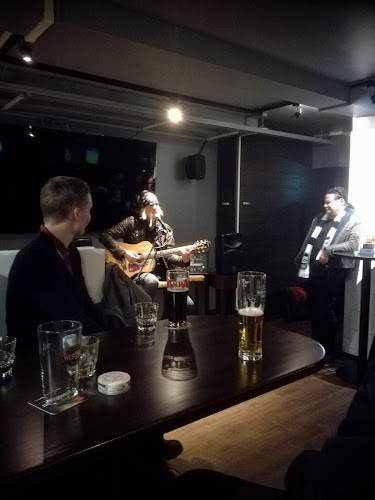 Comentarii opinii despre Bar Into