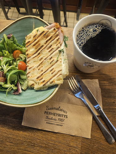 Opinii despre Robert's Coffee Wanha Kauppahalli în Helsinki - Ravintola-ala