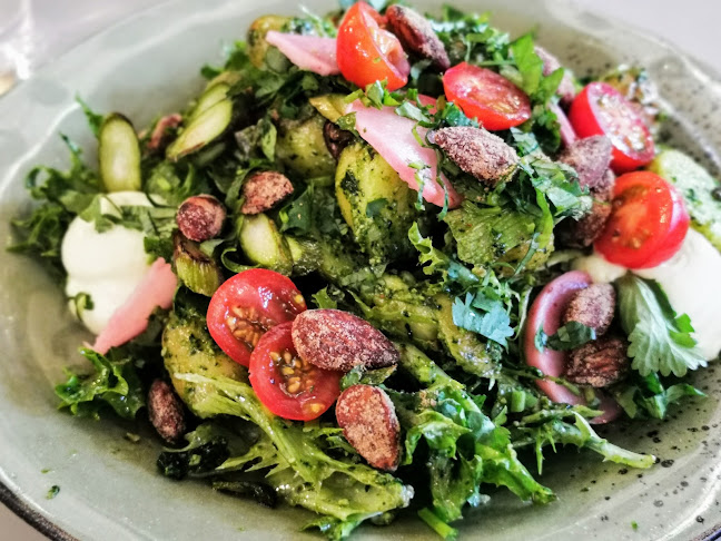 Roots Kitchen - Ravintola-ala