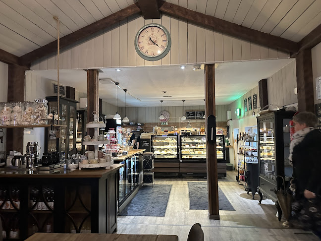 LeipomoKahvila N'Avetta Oy - Ravintola-ala
