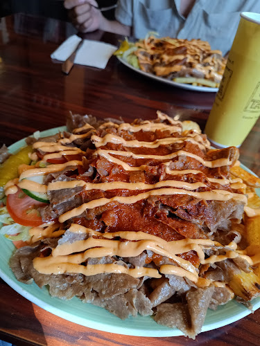 Comentarii opinii despre Orikedon Taverna