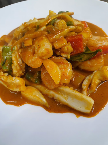 Nittaya Thai & Laos - Tampere