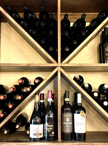 Nöjen Vin & Öl - Hanko