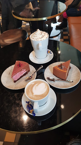 Kauppakeskus Kamppi, 1st Floor, Urho Kekkosen katu 1, 00100 Helsinki