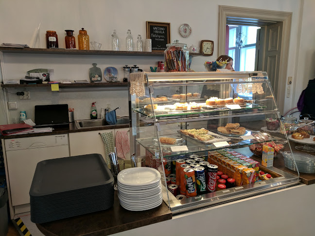 Kartanokahvila Mielihyvin - Ravintola-ala