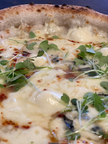 IZZA Hietsun halli - Helsinki