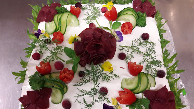 Comentarii opinii despre Kolme Tähteä