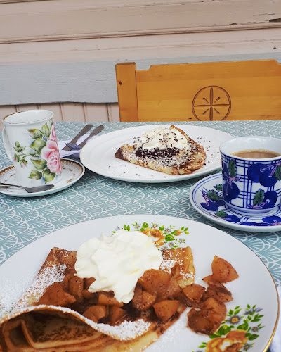 Lettukahvila Kalliolinna - Ravintola-ala