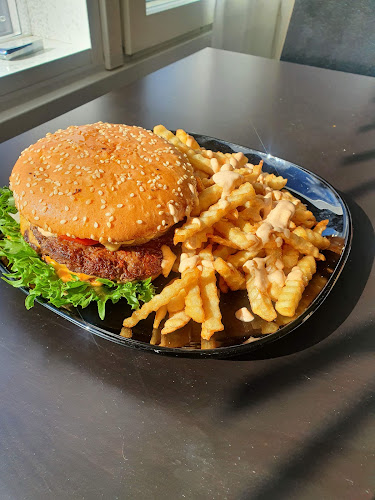 LounasWarikko Phone number