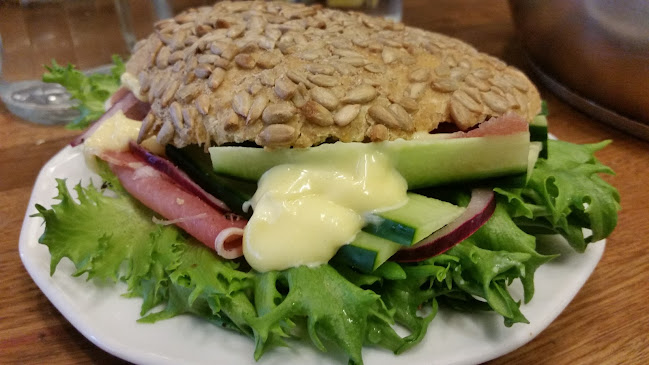 Comentarii opinii despre Fabbes Cafe