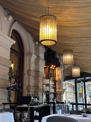 Comentarii opinii despre Brasserie Kämp