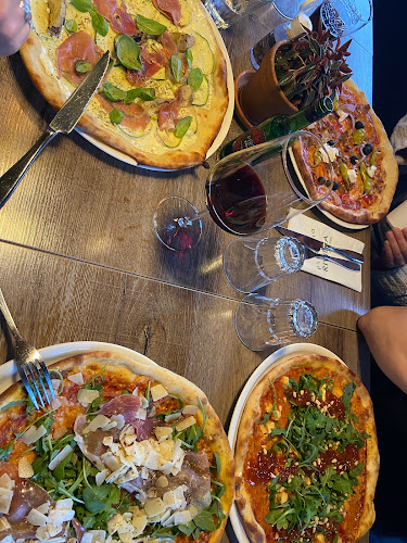 Pizzeria Riviera - Ravintola-ala