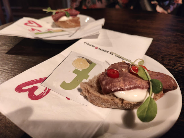 Comentarii opinii despre Winston Pori