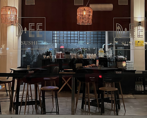 Dee Asian Cuisine Restaurant - Ravintola-ala