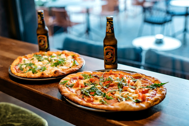 Pauli's Pizza & Grill - Ravintola-ala